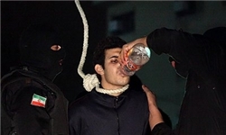 2زورگیر خشن تهرانی صبح امروز به دار مجازات آویخته شدند.