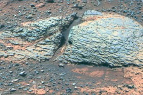 کشف نشانه‌های جریان داشتن آب شیرین در مریخ باستانی