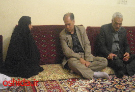 گزارش تصویری از دیدار استاندار با مادر سه شهید(شهیدان  ژیانی)