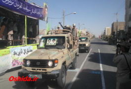 رژه نیروهای موتوری مسلح به مناسبت روز ارتش در شهرستان زابل