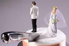 درخواست طلاق زوج جوان به بهانه ای مسخره