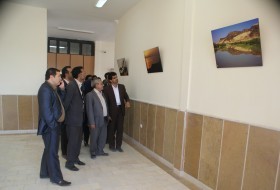 نمایشگاه عکس سیستان از پنجره امید در دانشگاه آزاد زابل راه اندازی شد