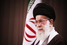 رهبر انقلاب: دشمن دروغ می‌گويد هدفش علی خامنه‎‌ای است؛ هدف دشمن، ملت ایران است + فیلم