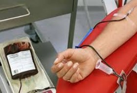 آمادگی پایگاه های انتقال خون زابل در ایام عید جهت خونگیری از مردم/ عیدانه نیکوکاران با اهدای خون به بیماران