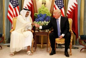 اقدام غیر دیپلماتیک امیر قطر در حضور دونالد ترامپ!+تصویـر