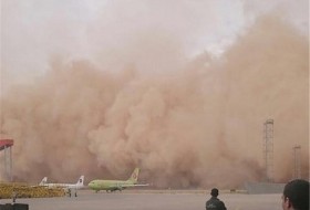 طوفان شن موجب سرگردانی مسافران پروازهای زابل شد