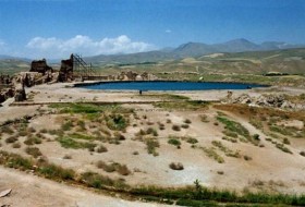پرده برداری از اسرار رازآلود ترین دریاچه ایران +عکس