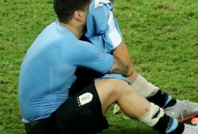 اشک‌های سوارز بعد از حذف اروگوئه از کوپا(عکس)