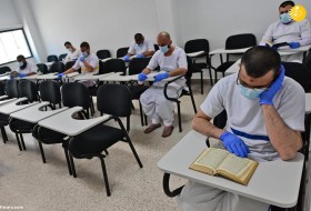 (تصاویر) زندانیان در زندان لوکس دبی!