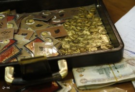 ماجرای کیف جادویی پر از سکه در دادگاه مدیران دولتی فاسد چیست؟
