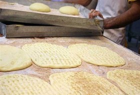145 نانوایی در زابل روزانه بیشتر از نیاز مردم نان تولید می کنند