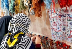احیای صنعت قالی بافی سیستان به دست کارآفرینان جوان